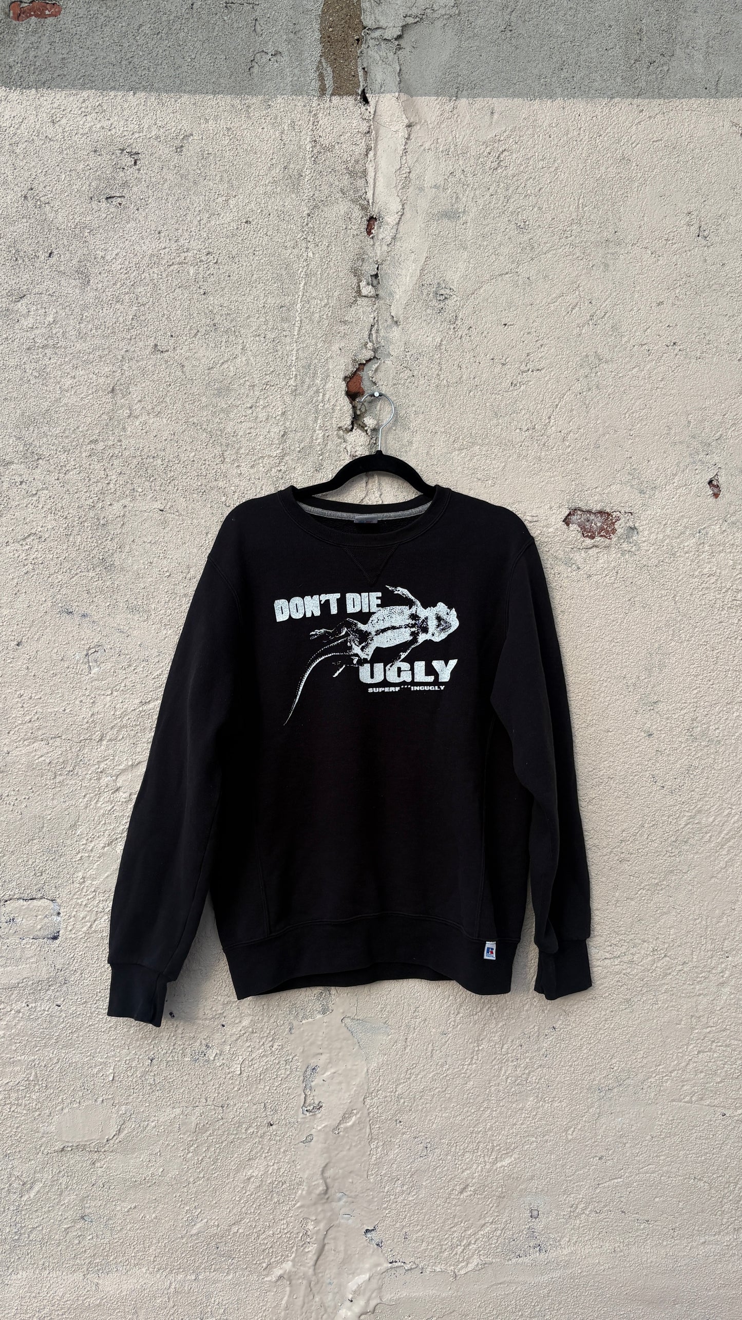 DONT DIE UGLY CREW